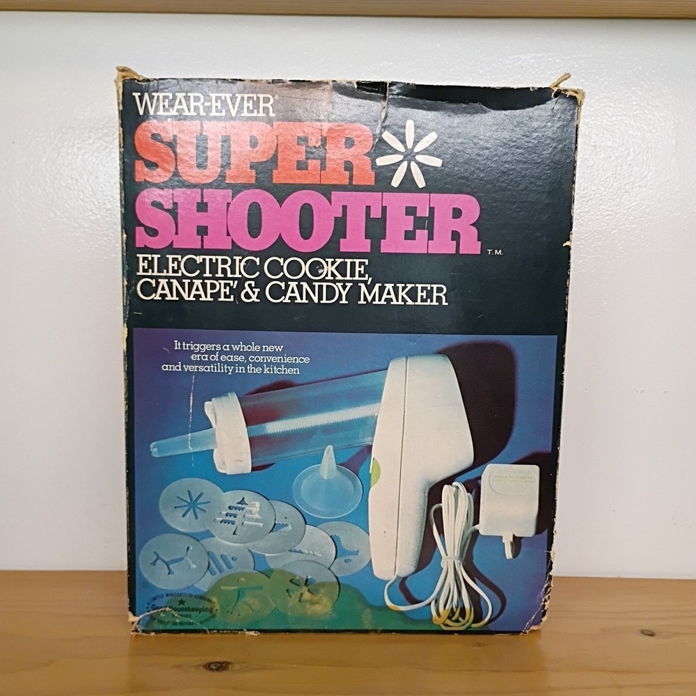 Wear-Ever Super Shooter Electric Cookie & Candy Maker Model 70001